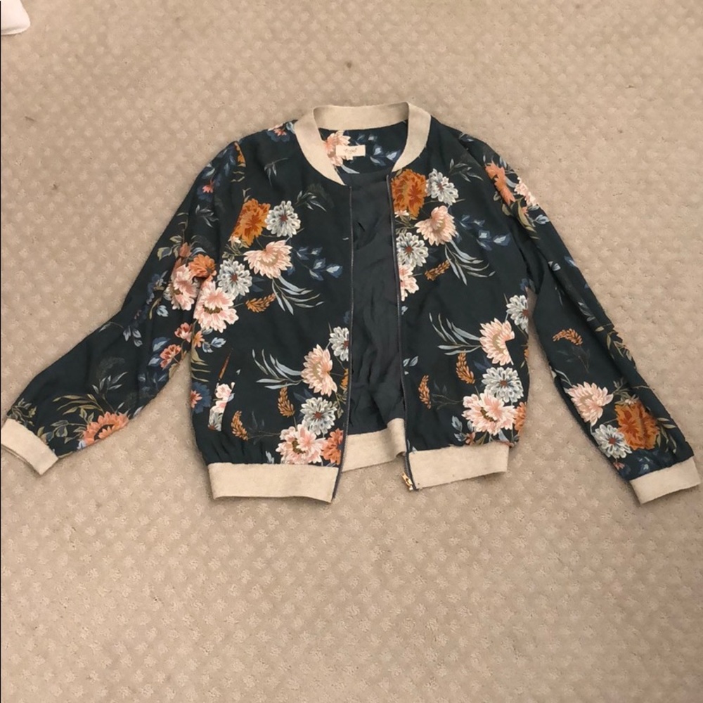 Y’Coo Floral Bomber Size Small
